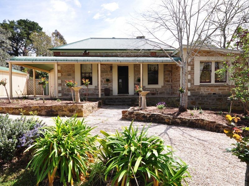 12 Milford Avenue, Stirling SA 5152