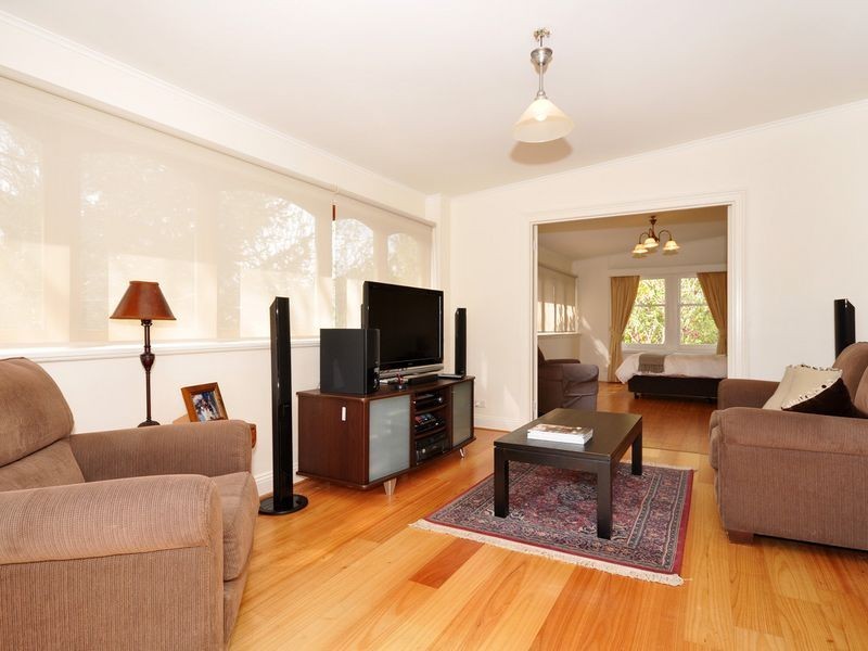 12 Milford Avenue, Stirling SA 5152