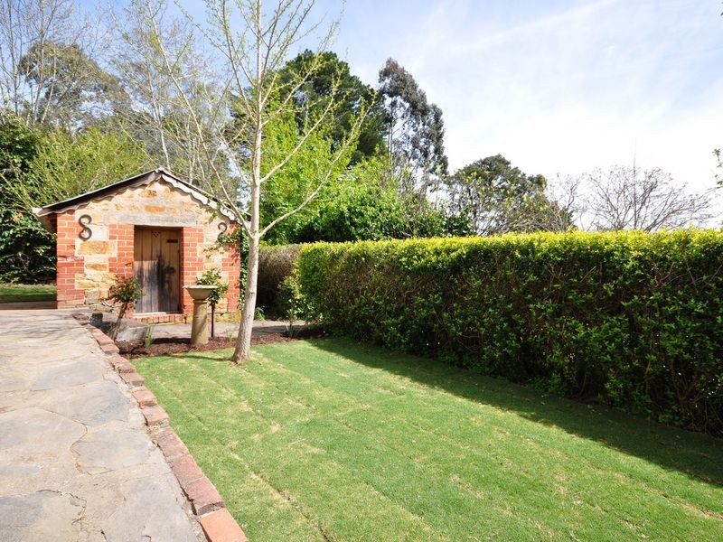 12 Milford Avenue, Stirling SA 5152