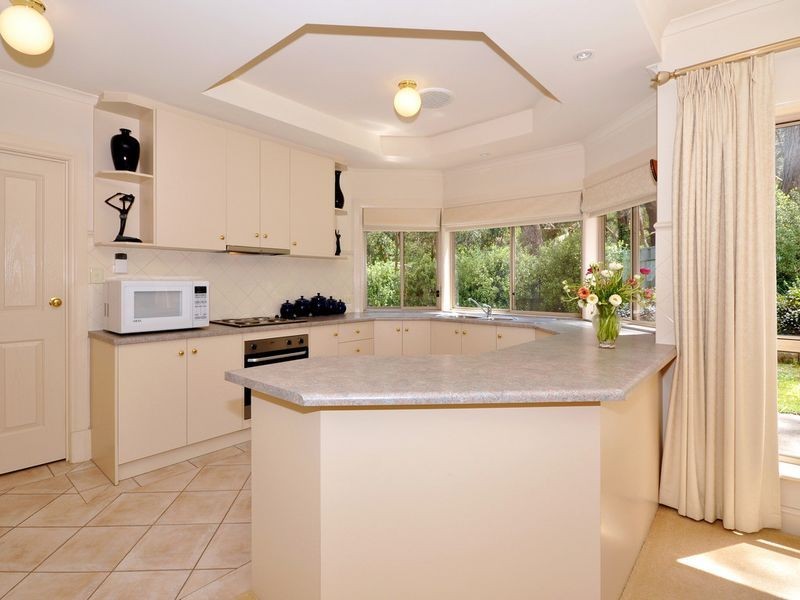 2 Village Court, Aldgate SA 5154