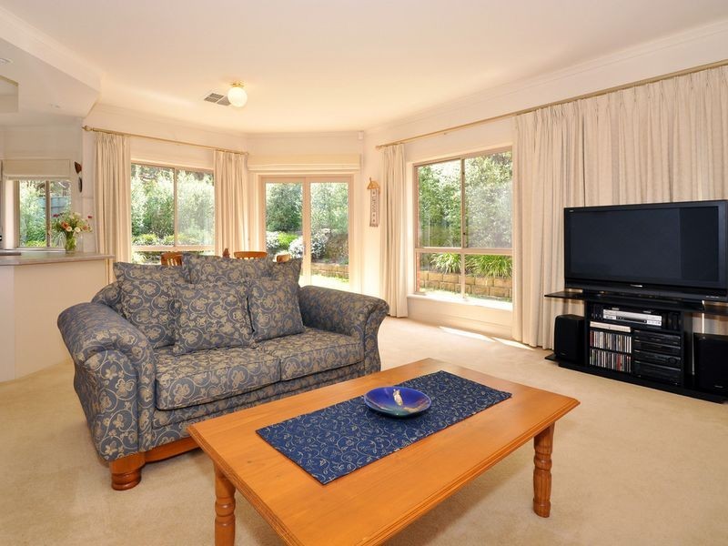 2 Village Court, Aldgate SA 5154