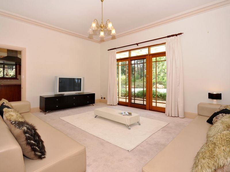 2 Carroll Road, Heathfield SA 5153
