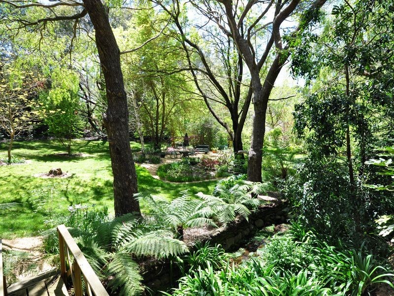 21 Bradshaw Avenue, Crafers SA 5152