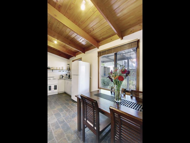 33 Avoca Avenue, Bridgewater SA 5155