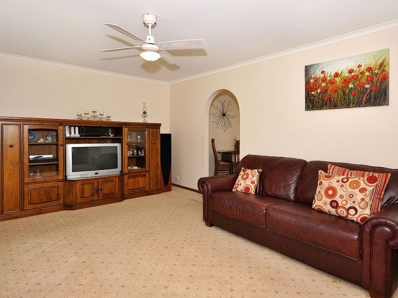 5 Oakdene Crescent, Coromandel Valley SA 5051