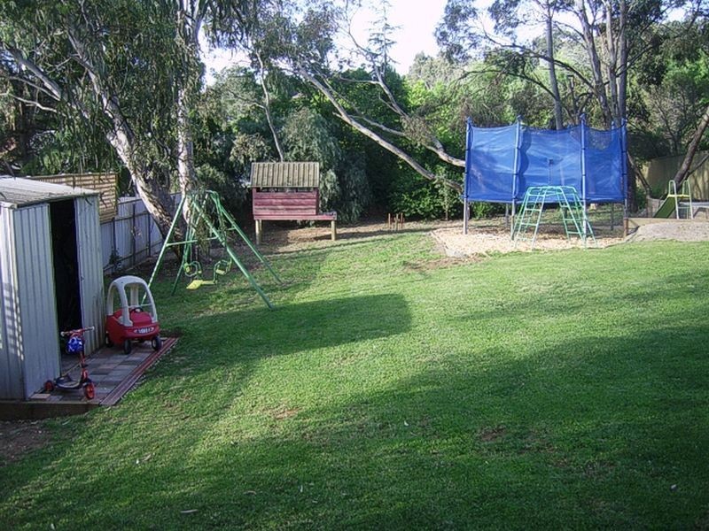 5 Oakdene Crescent, Coromandel Valley SA 5051