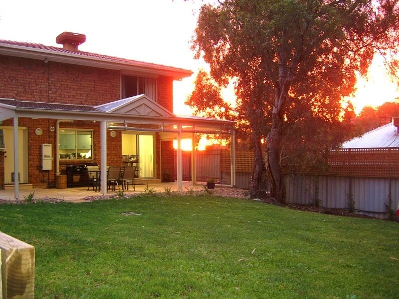 5 Oakdene Crescent, Coromandel Valley SA 5051