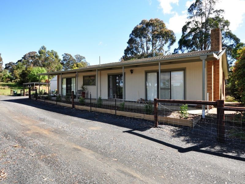 5a Kramm Avenue, Hahndorf SA 5245
