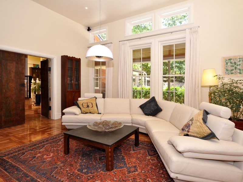 15 Longwood Road, Stirling SA 5152