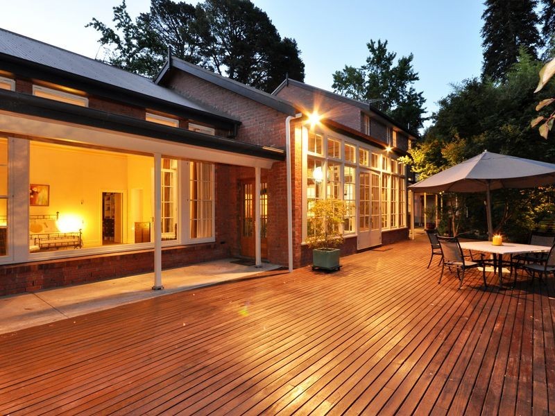 15 Longwood Road, Stirling SA 5152