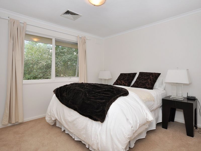 6 Pritchard Drive, Stirling SA 5152