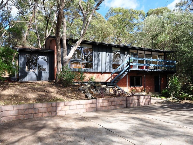 43 Mountbatten Rd, Bellevue Heights SA 5050