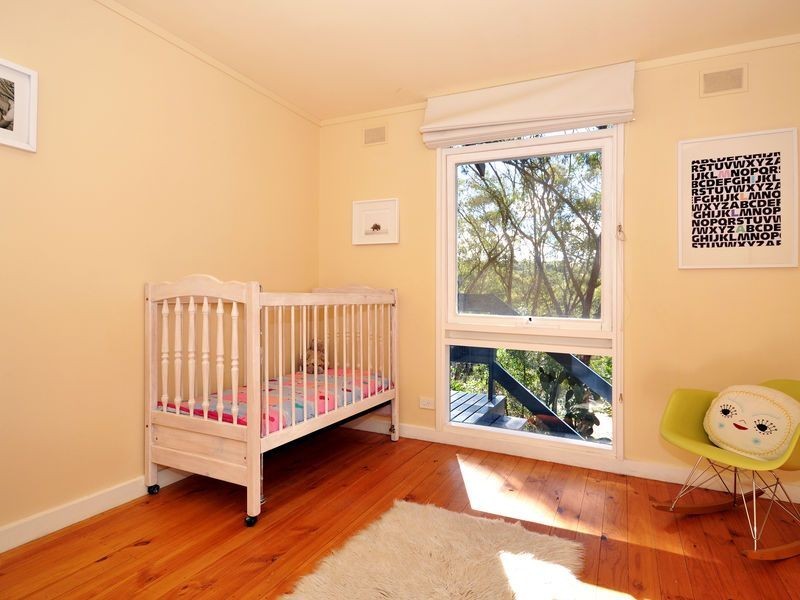 43 Mountbatten Rd, Bellevue Heights SA 5050