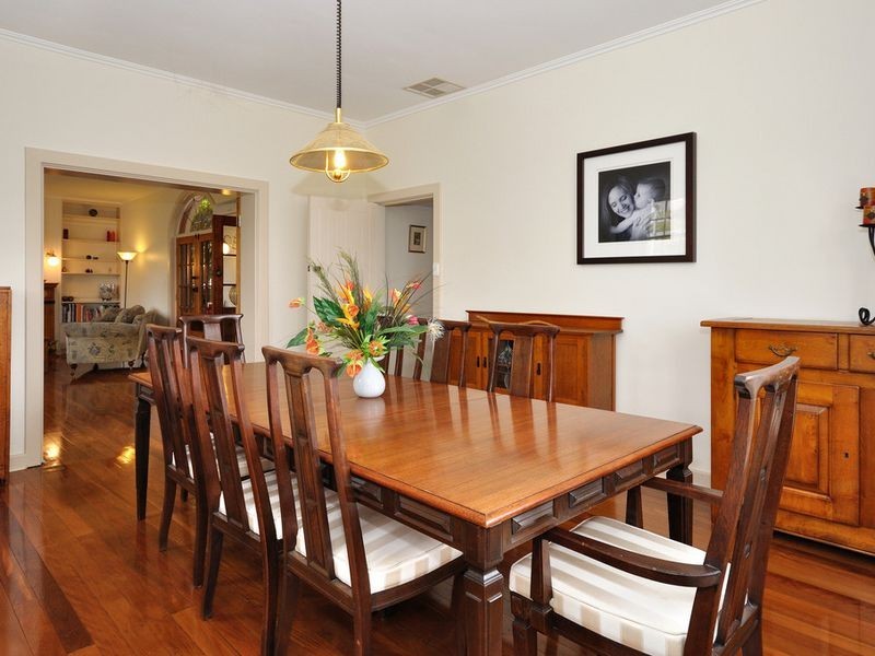 24 Rostrevor Road, Crafers West SA 5152