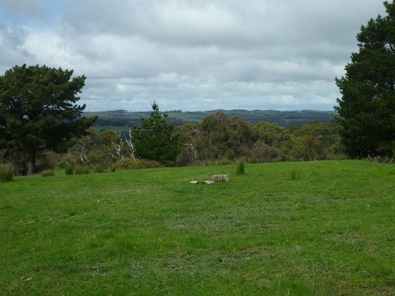 Sec 1011 Cnr Ridge Rd Bradbury Rd, Mylor SA 5153