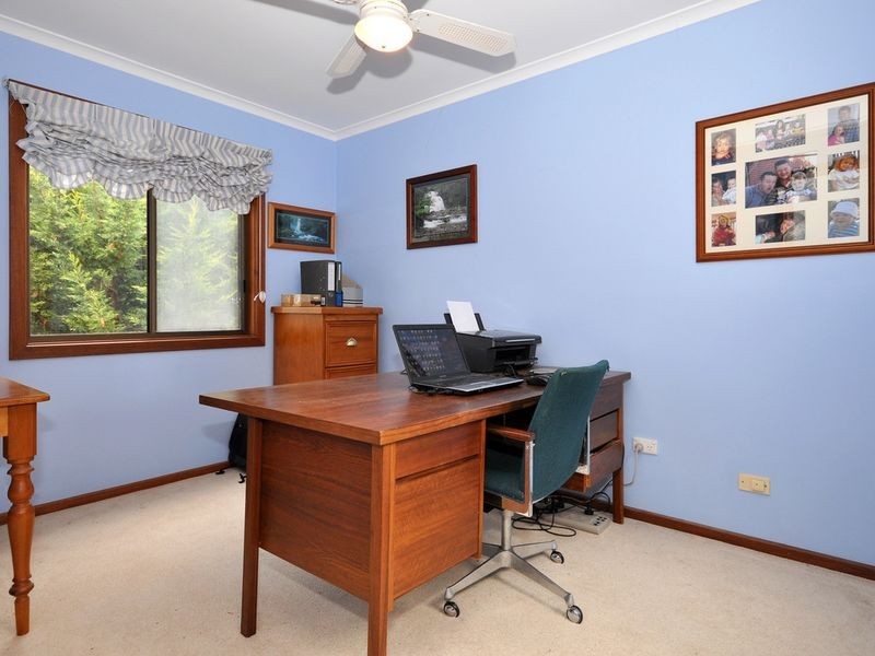 8 Fernhill Road, Bridgewater SA 5155