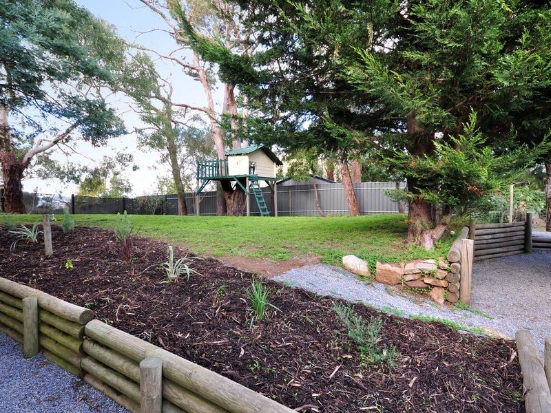 8 Fernhill Road, Bridgewater SA 5155