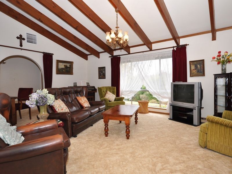 7 Bilney Road, Stirling SA 5152