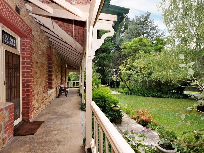 12 Rosewarne Crescent, Bridgewater SA 5155