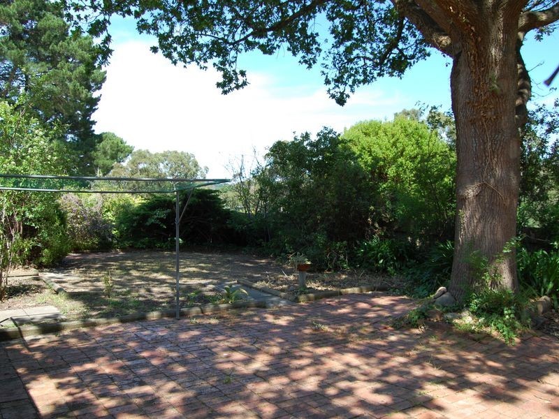 33 Second Avenue, Bridgewater SA 5155