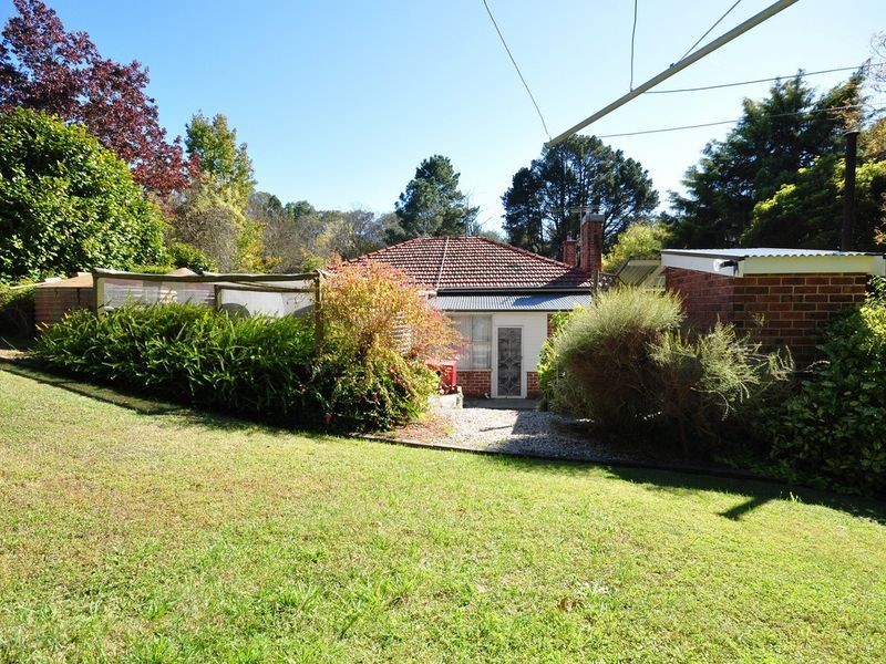 5 Devon Avenue, Stirling SA 5152