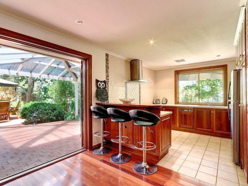 8 Heather Drive, Coromandel Valley SA 5051