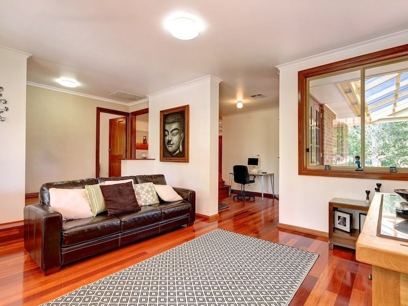 8 Heather Drive, Coromandel Valley SA 5051