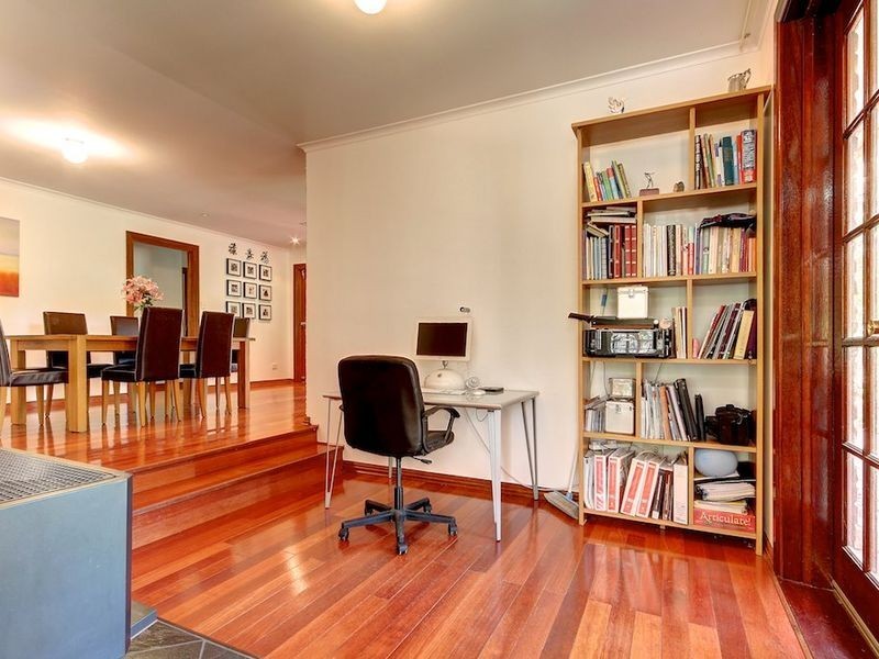 8 Heather Drive, Coromandel Valley SA 5051
