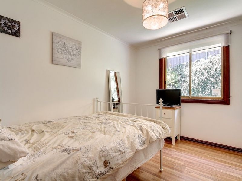 8 Heather Drive, Coromandel Valley SA 5051