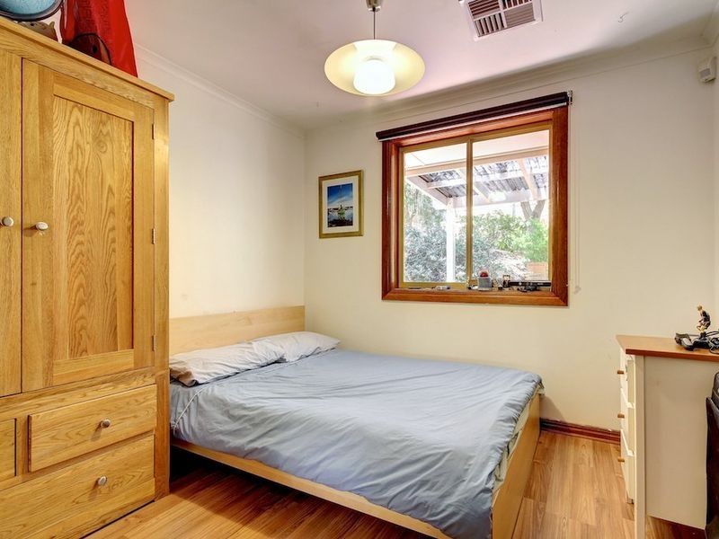 8 Heather Drive, Coromandel Valley SA 5051