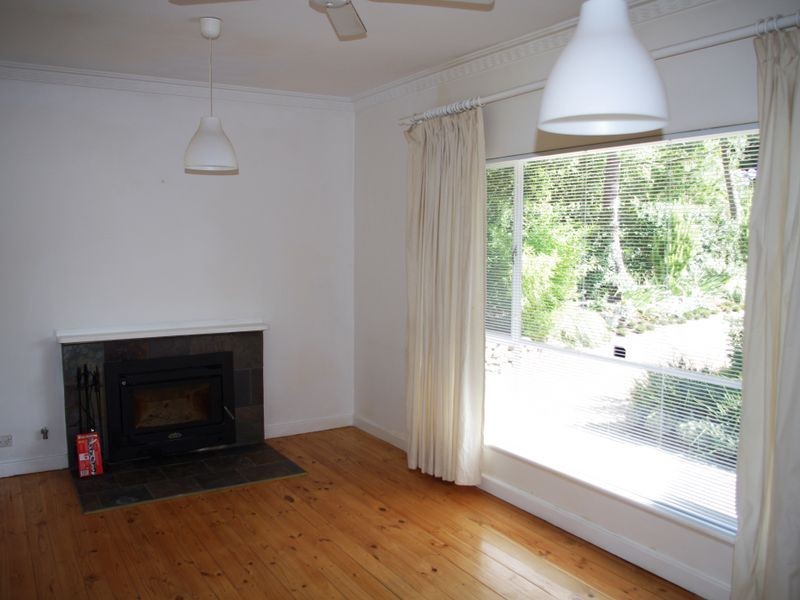 11 Charlton Street, Bridgewater SA 5155