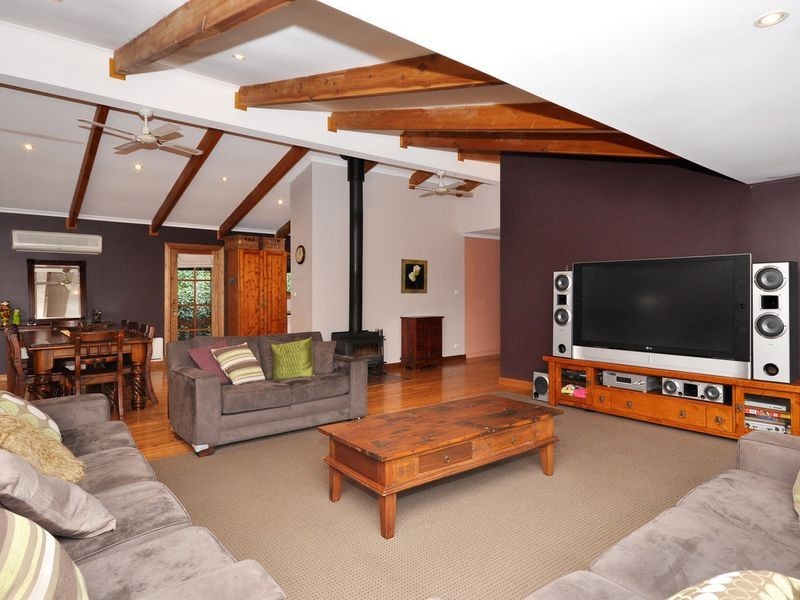 84 Longwood Road, Heathfield SA 5153