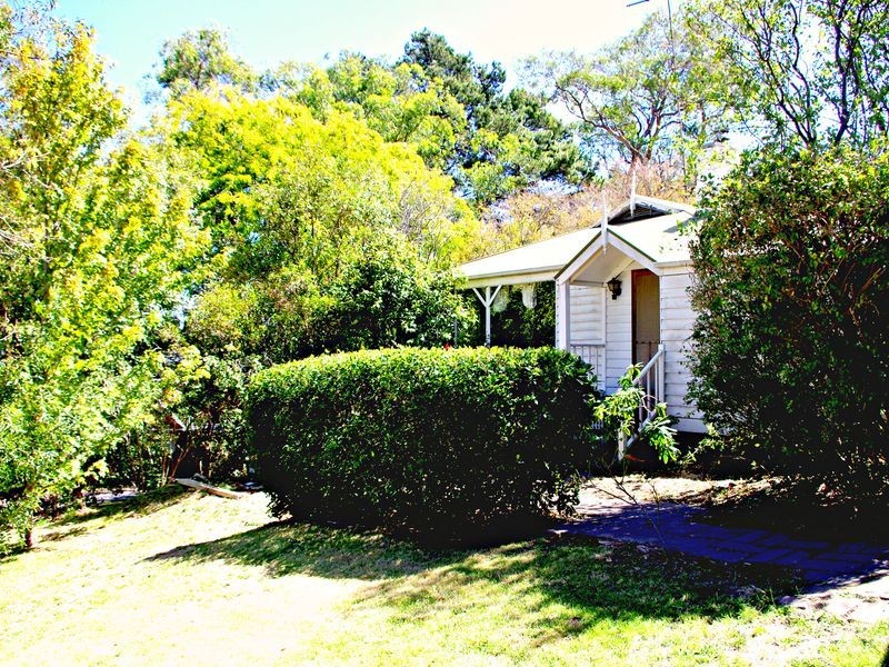 16 Princes Avenue, Crafers West SA 5152