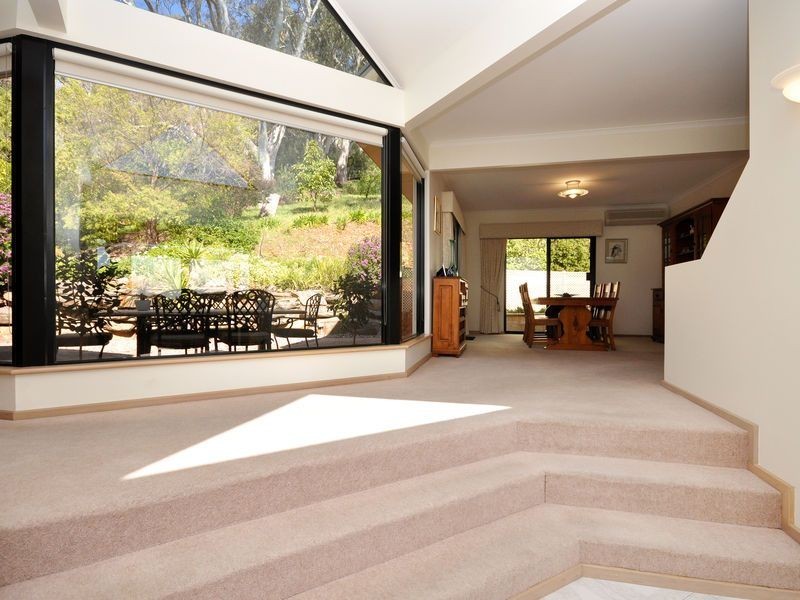 8 Crowsnest Court, Coromandel Valley SA 5051