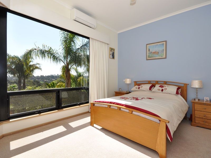 8 Crowsnest Court, Coromandel Valley SA 5051