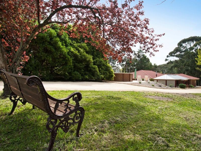 10 Nioka Drive, Ironbank SA 5153