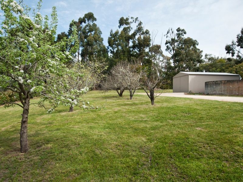 10 Nioka Drive, Ironbank SA 5153