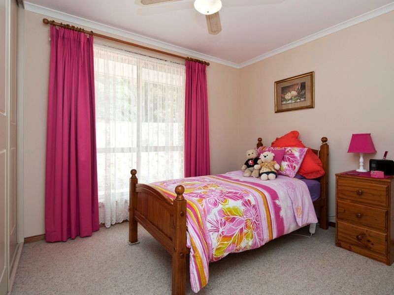 10 Nioka Drive, Ironbank SA 5153