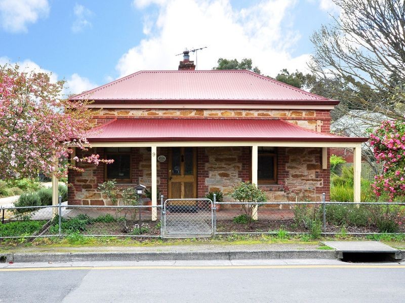 9 Victoria Street, Hahndorf SA 5245