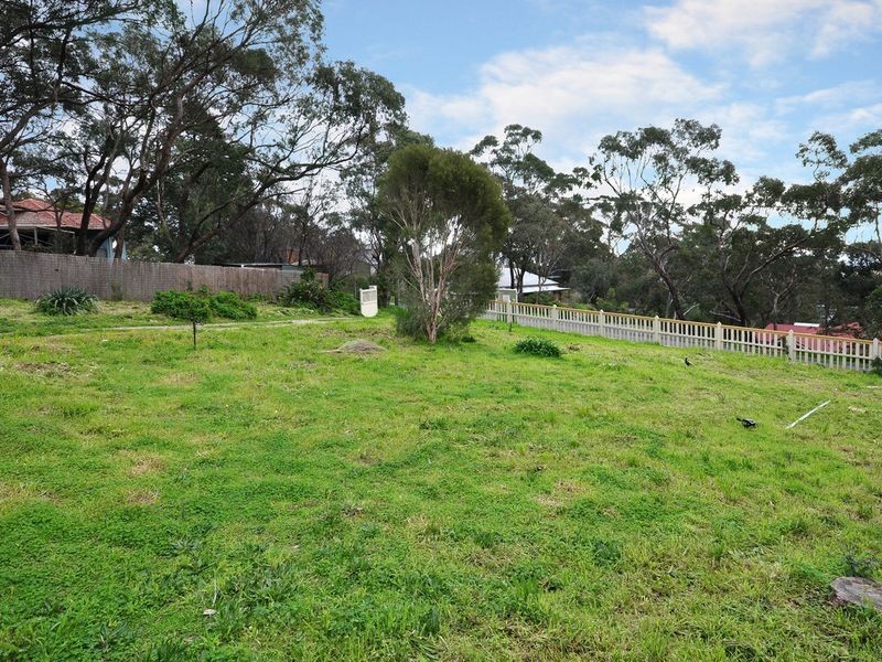 8 Eurilpa Street, Eden Hills SA 5050