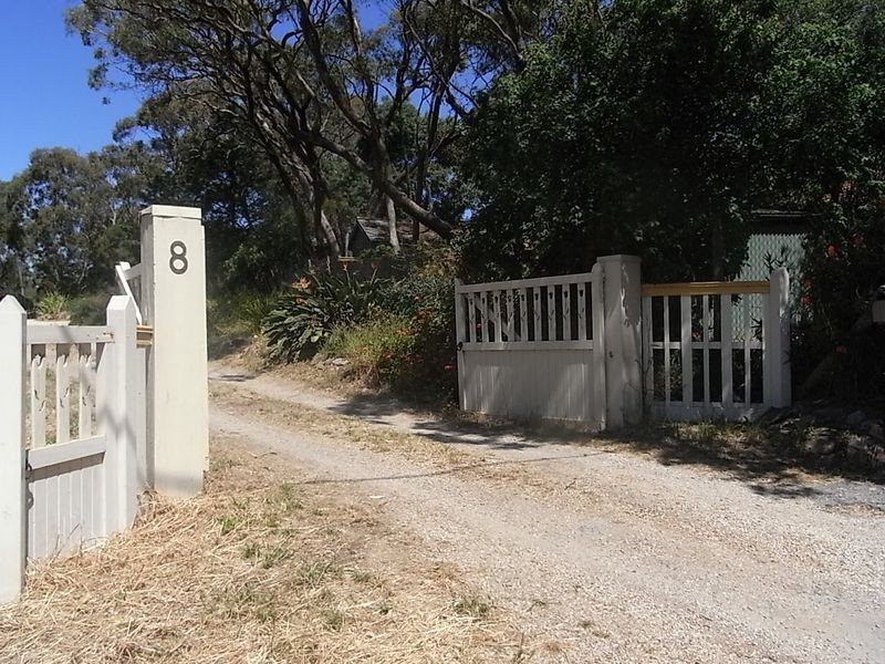 8 Eurilpa Street, Eden Hills SA 5050