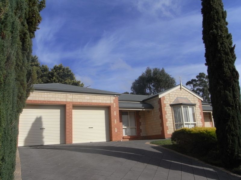 11 Corella Ave, Chandlers Hill SA 5159