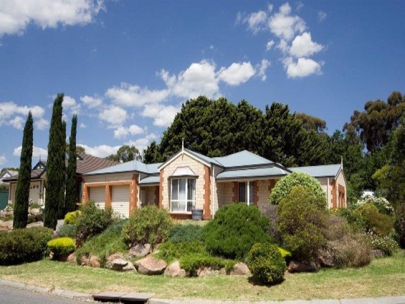 11 Corella Ave, Chandlers Hill SA 5159