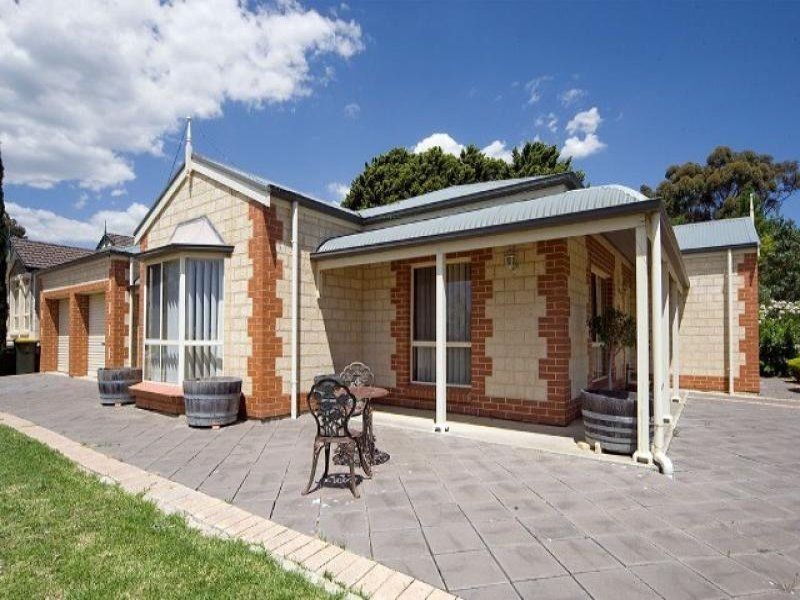 11 Corella Ave, Chandlers Hill SA 5159