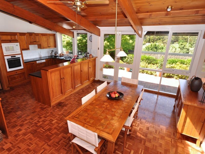 17 Badenoch Road, Carey Gully SA 5144