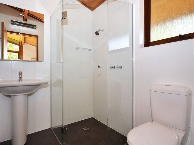 17 Badenoch Road, Carey Gully SA 5144