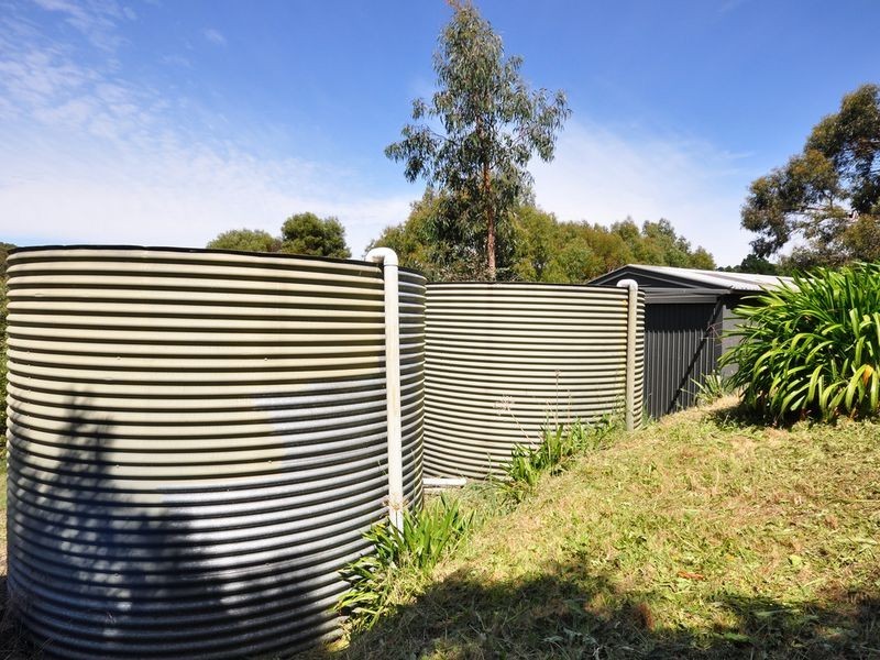 17 Badenoch Road, Carey Gully SA 5144