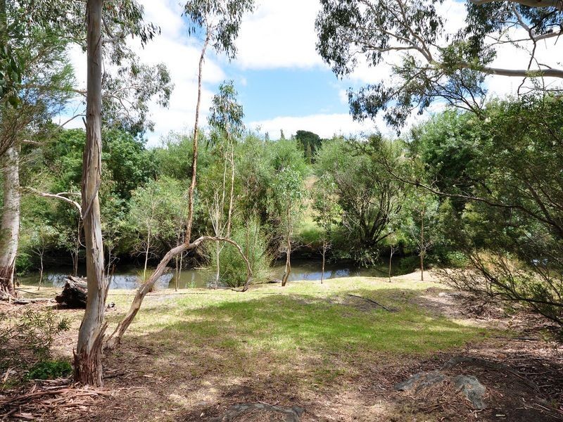 500 River Road, Mylor SA 5153