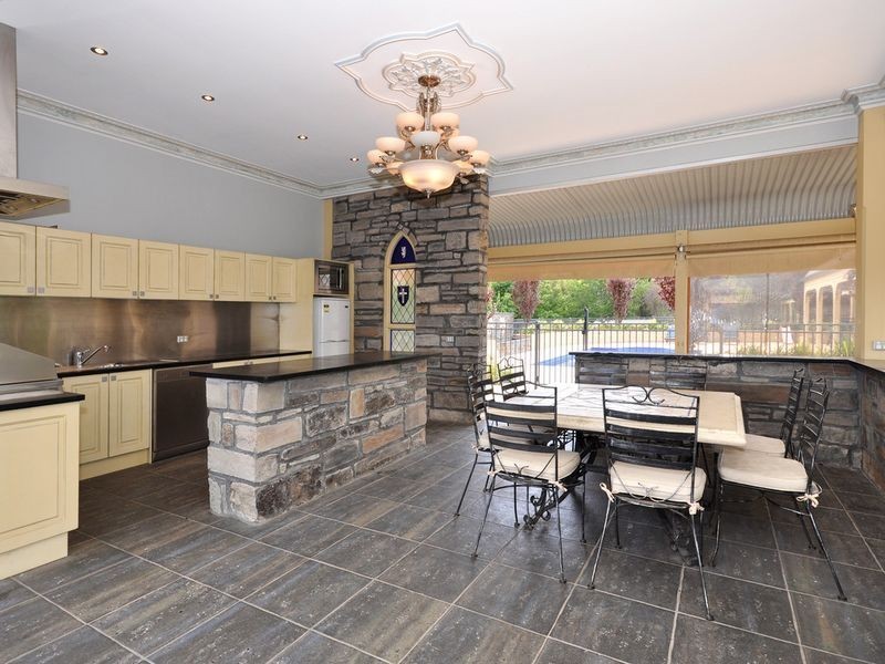 20 Cichon Road, Bridgewater SA 5155