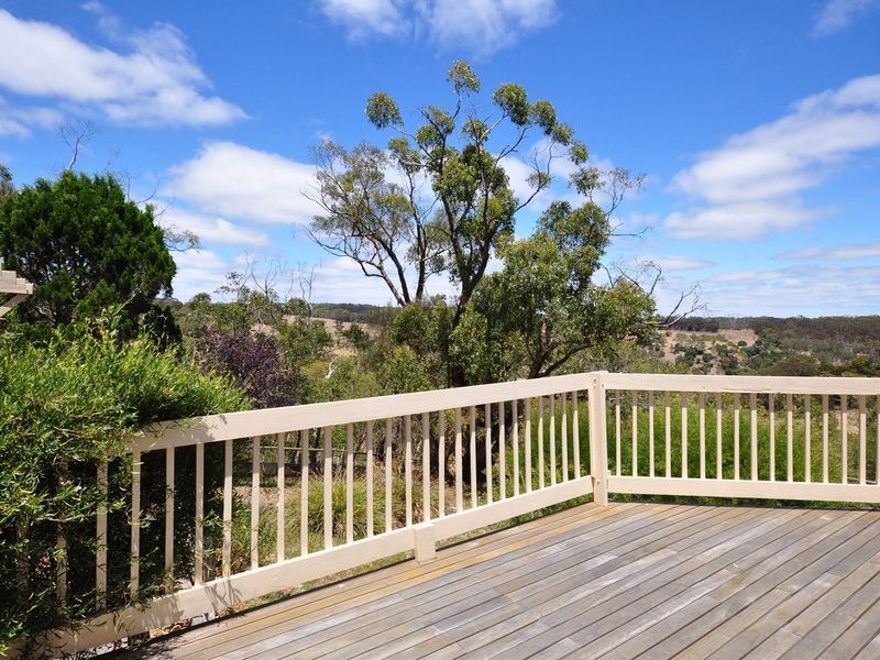 103 Emmett Road, Crafers West SA 5152